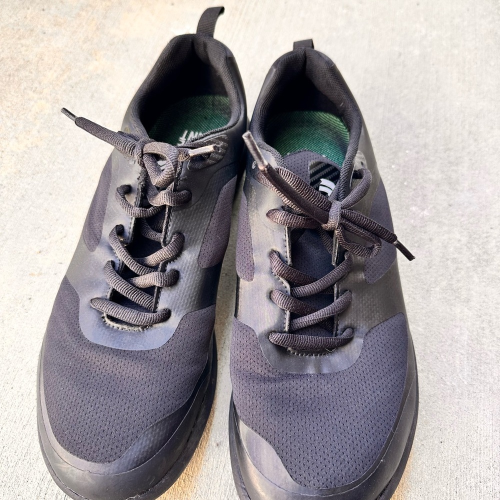 Strike Mvmnt Men's Black Athletic Shoes